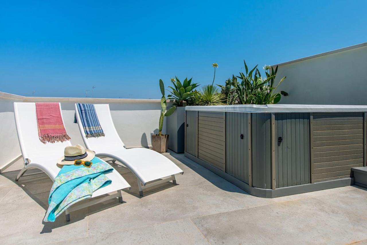 Belvedere Apartment & Pool - Housea ポリニャーノ・ア・マーレ エクステリア 写真