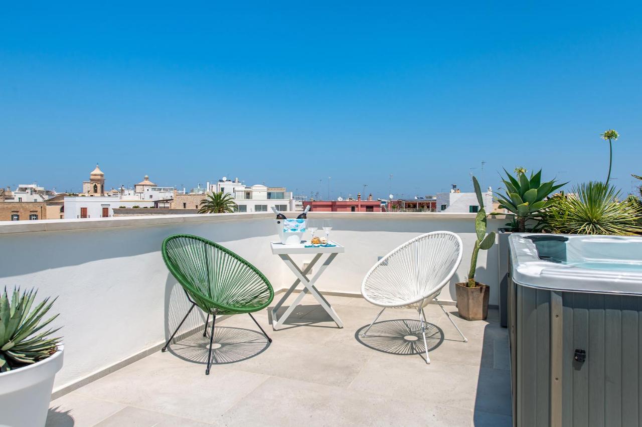 Belvedere Apartment & Pool - Housea ポリニャーノ・ア・マーレ エクステリア 写真